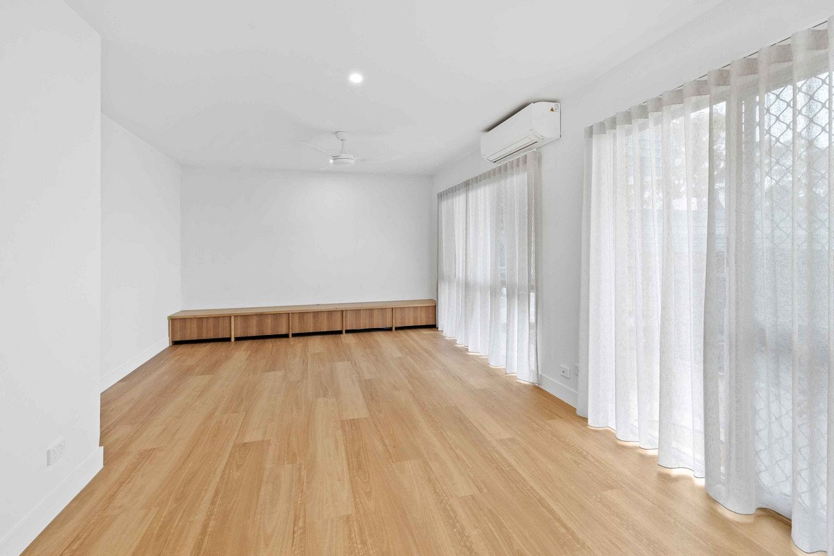 6/141 George Street West  Burleigh Heads 1