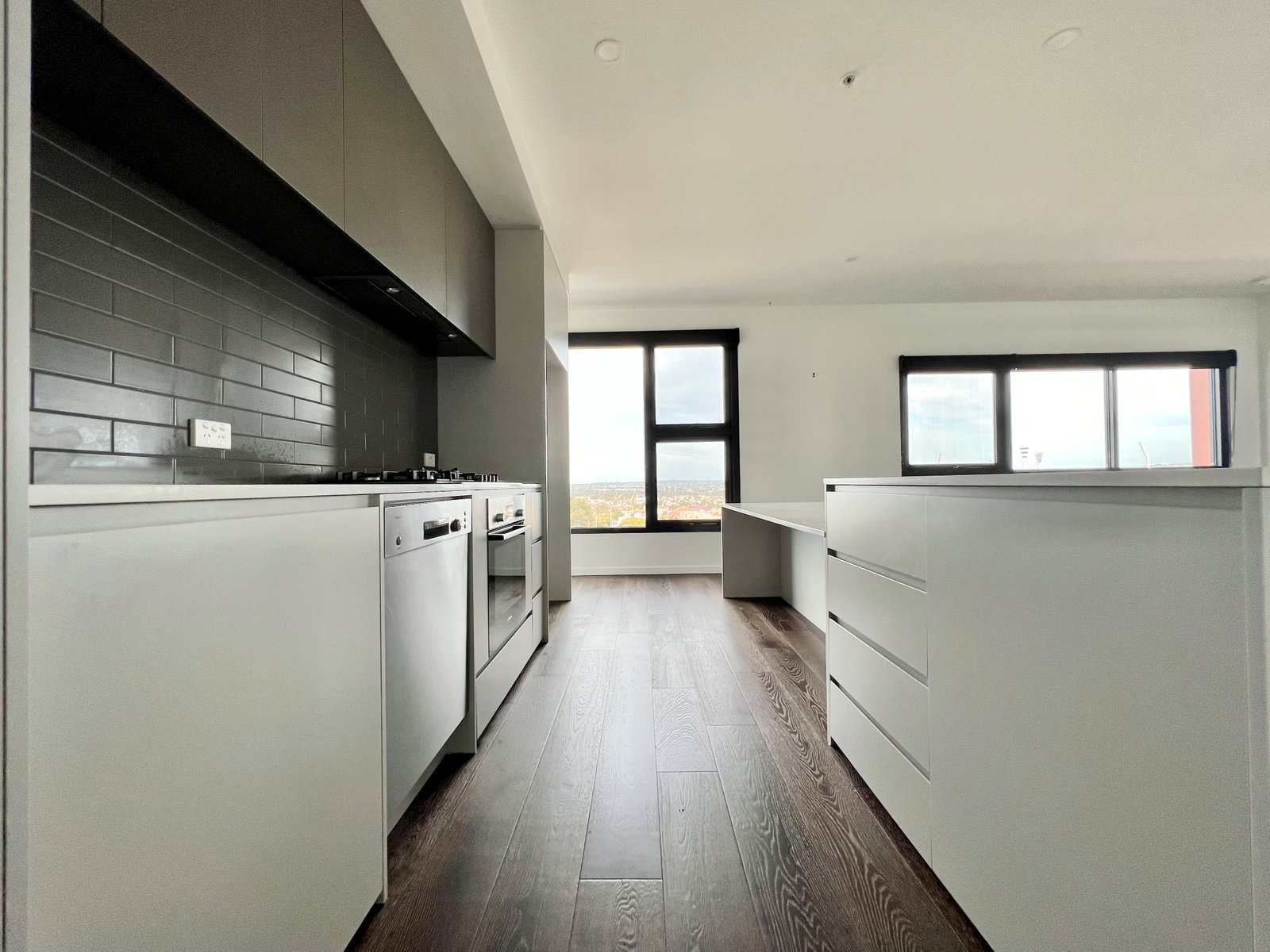 Gallery: 614/146 Bellerine Street