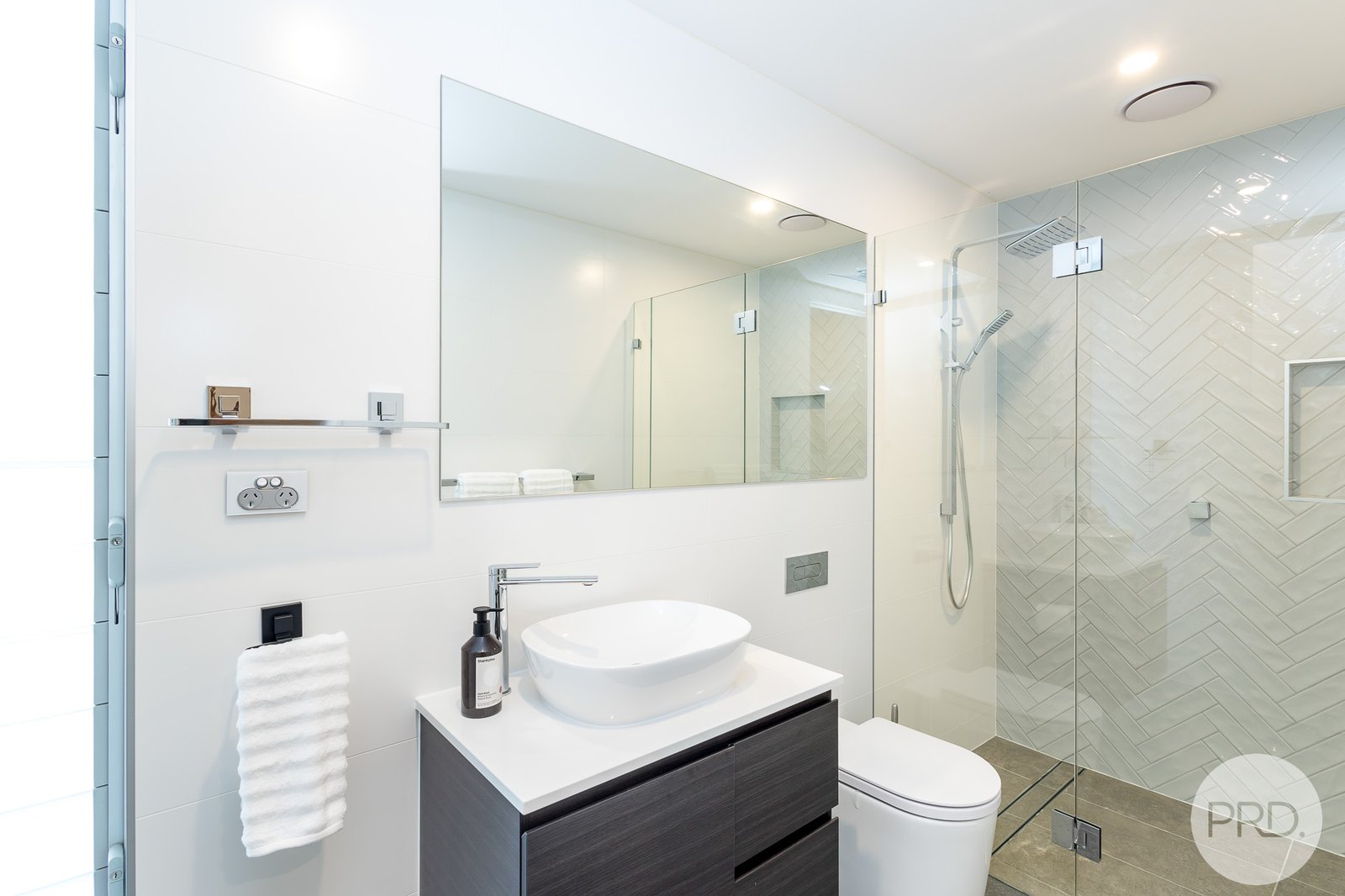 6/143 Soldiers Point Road SOLDIERS POINT 27