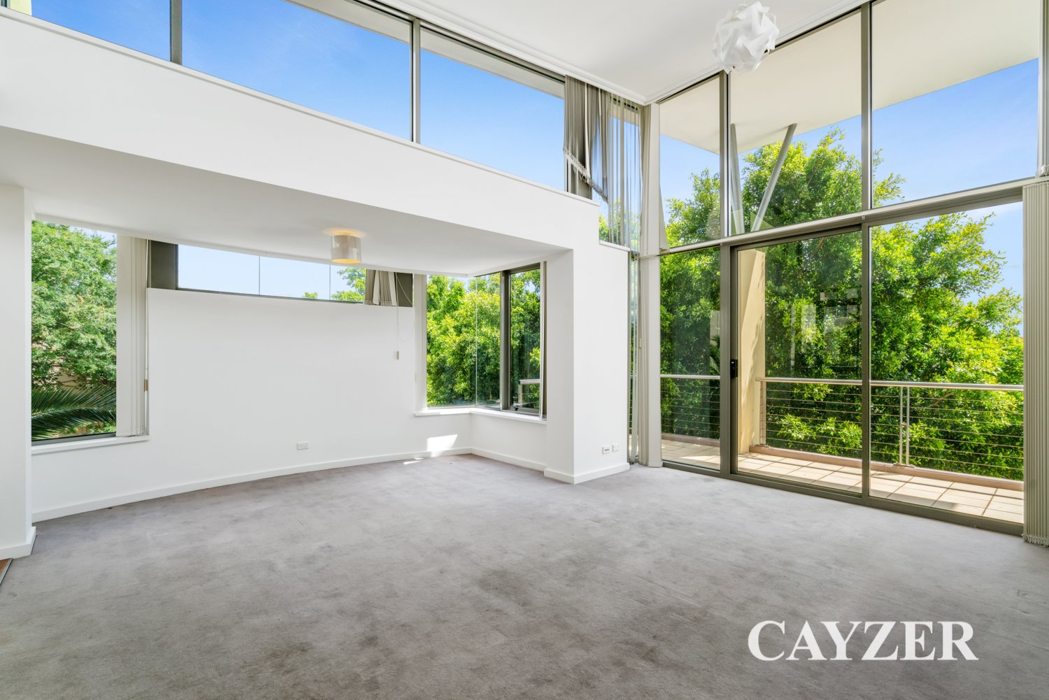 Gallery: 6/145 Beach Street