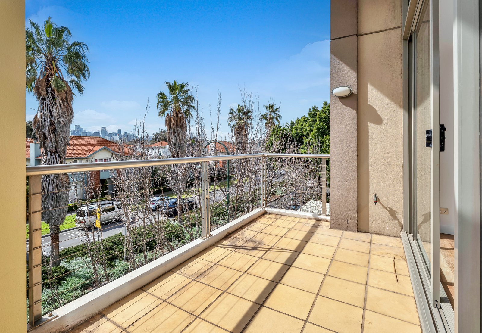 Gallery: 6/149 Beach Street
