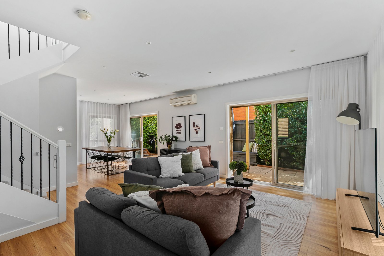 Gallery: 6/15-17 Hope Street