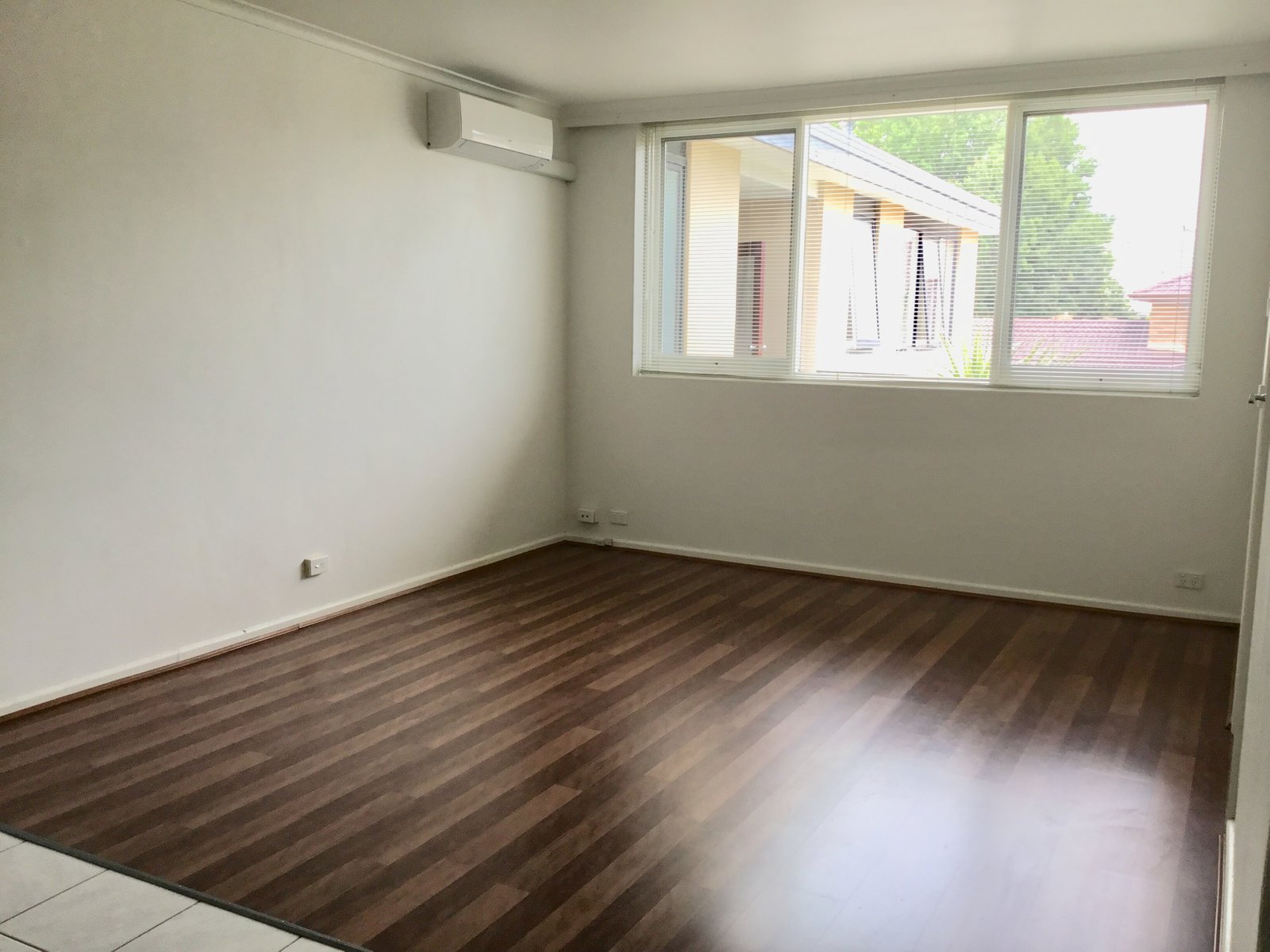 Gallery: 6/15 Karen Street