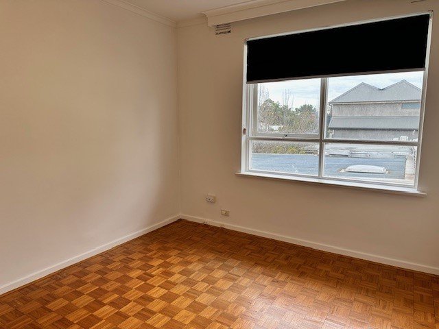 Real Estate and Property in 6/15 Malvern Grove, Caulfield North, VIC