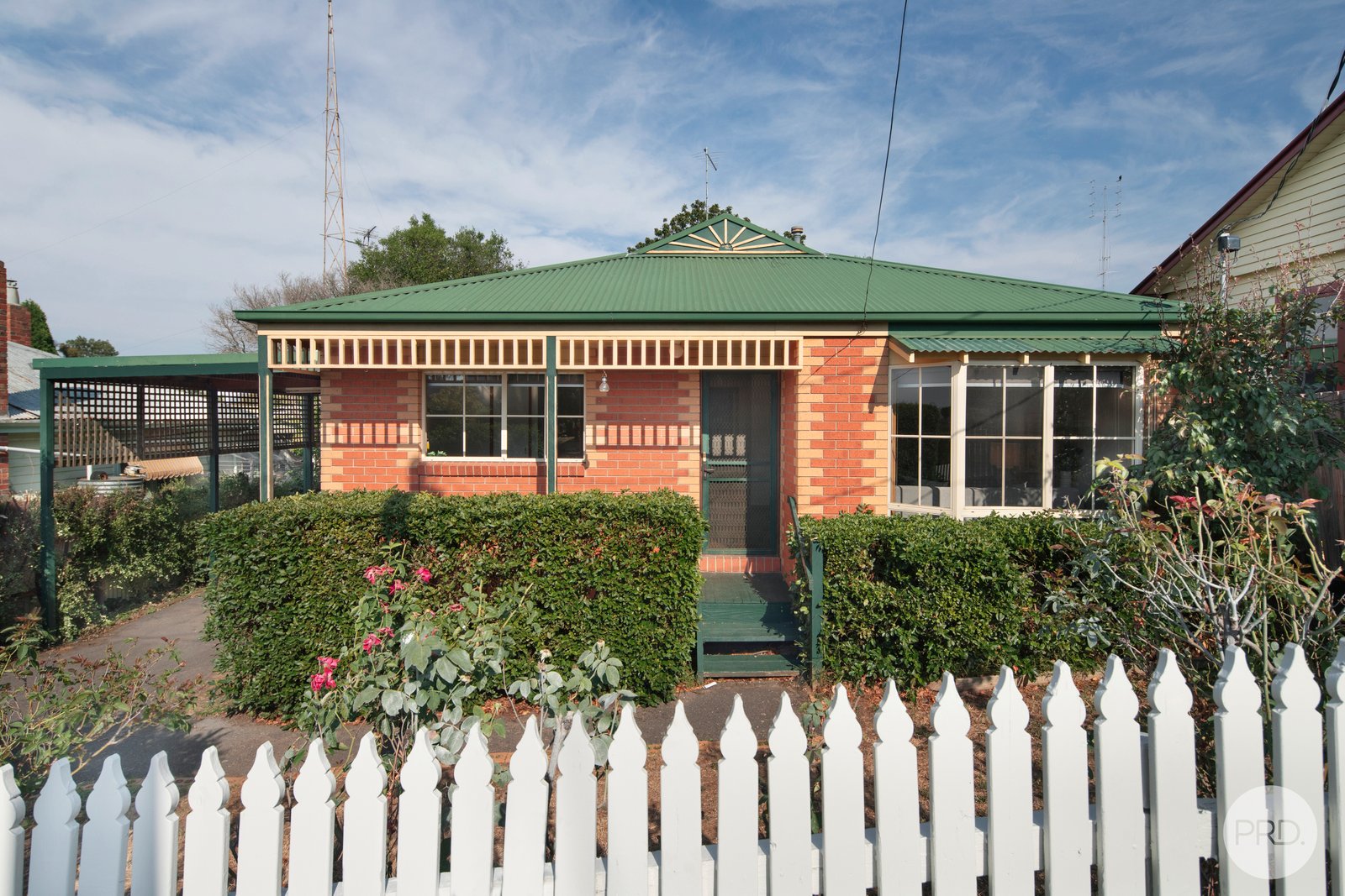 615 Peel Street North BLACK HILL 10