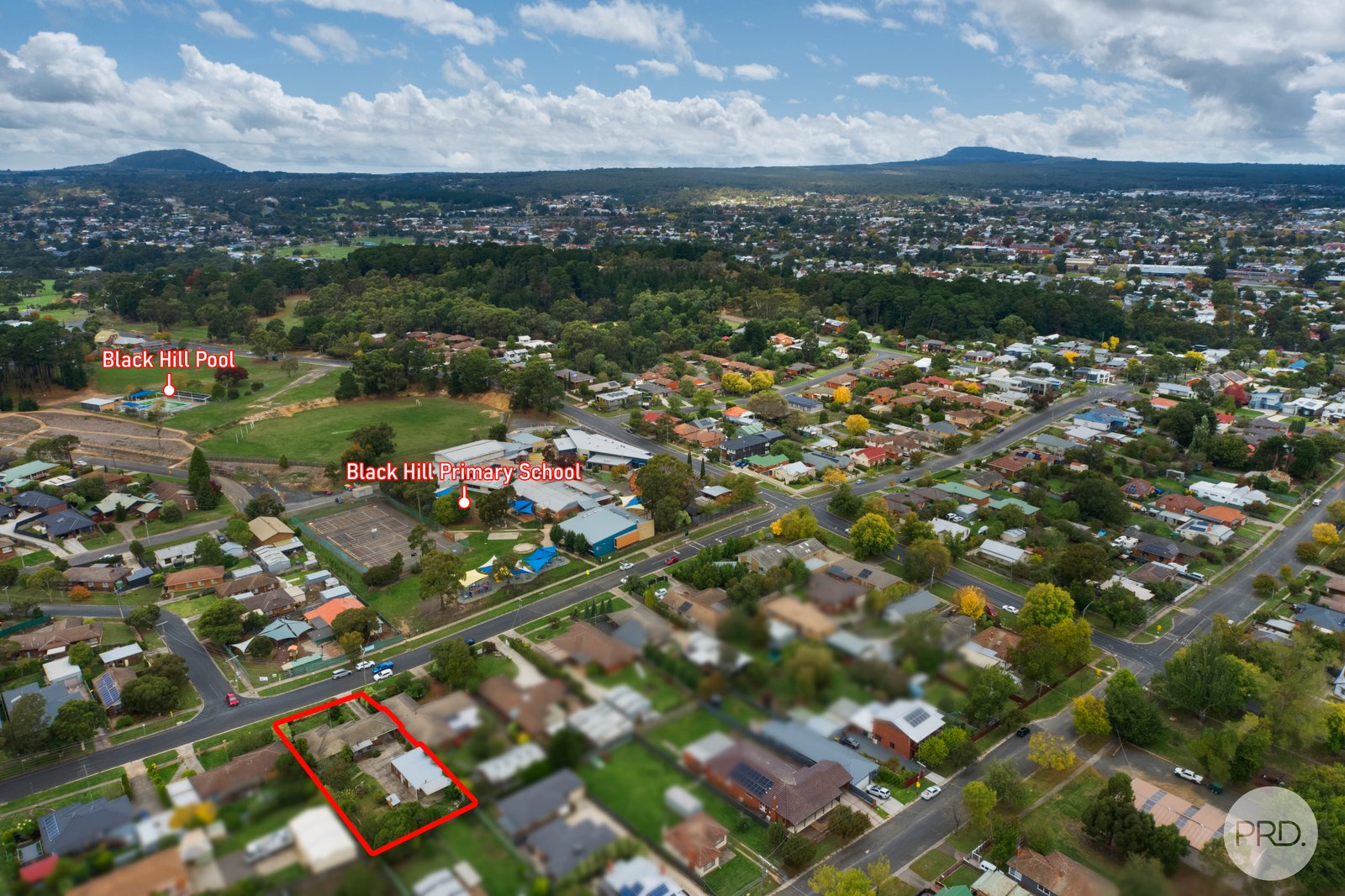 615 Sherrard Street BLACK HILL 8