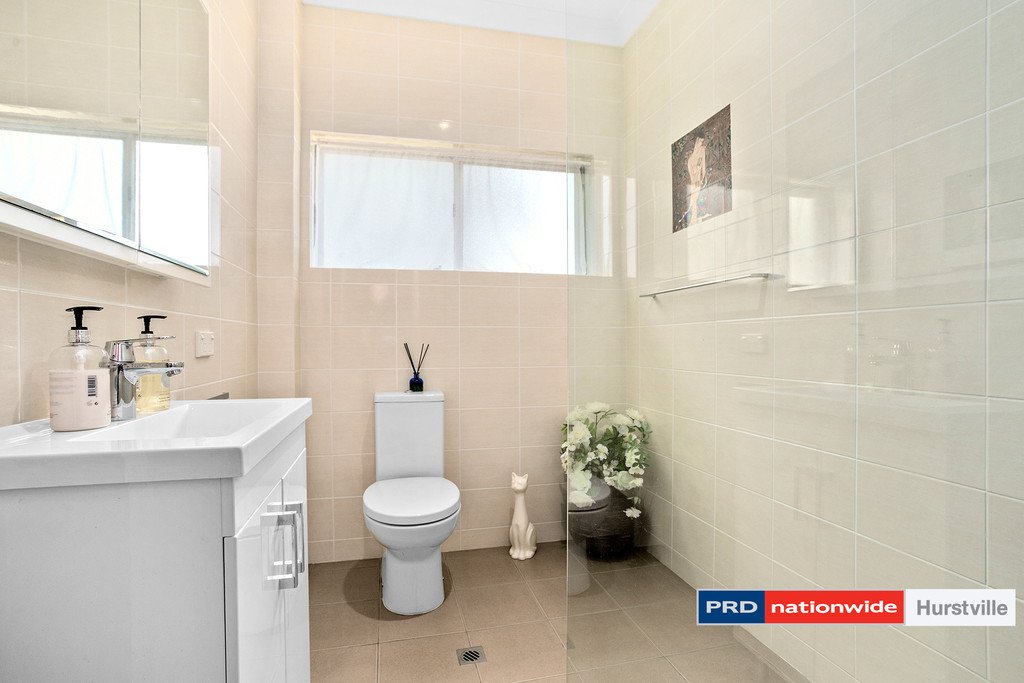 6/15 St Georges Pde  HURSTVILLE 4