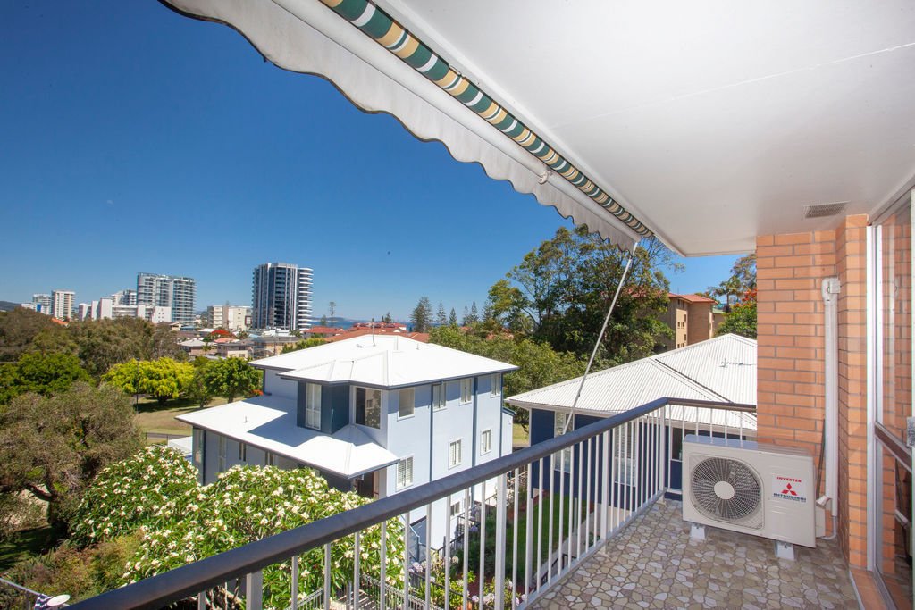 6/15 Tweed Street COOLANGATTA 3