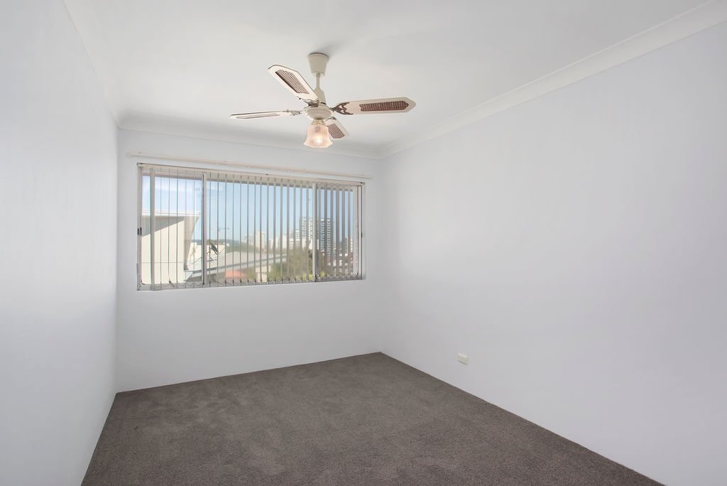 6/15 Tweed Street COOLANGATTA 10