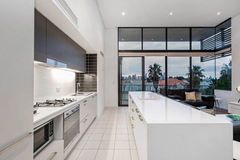 Gallery: 6/157 Beach Street
