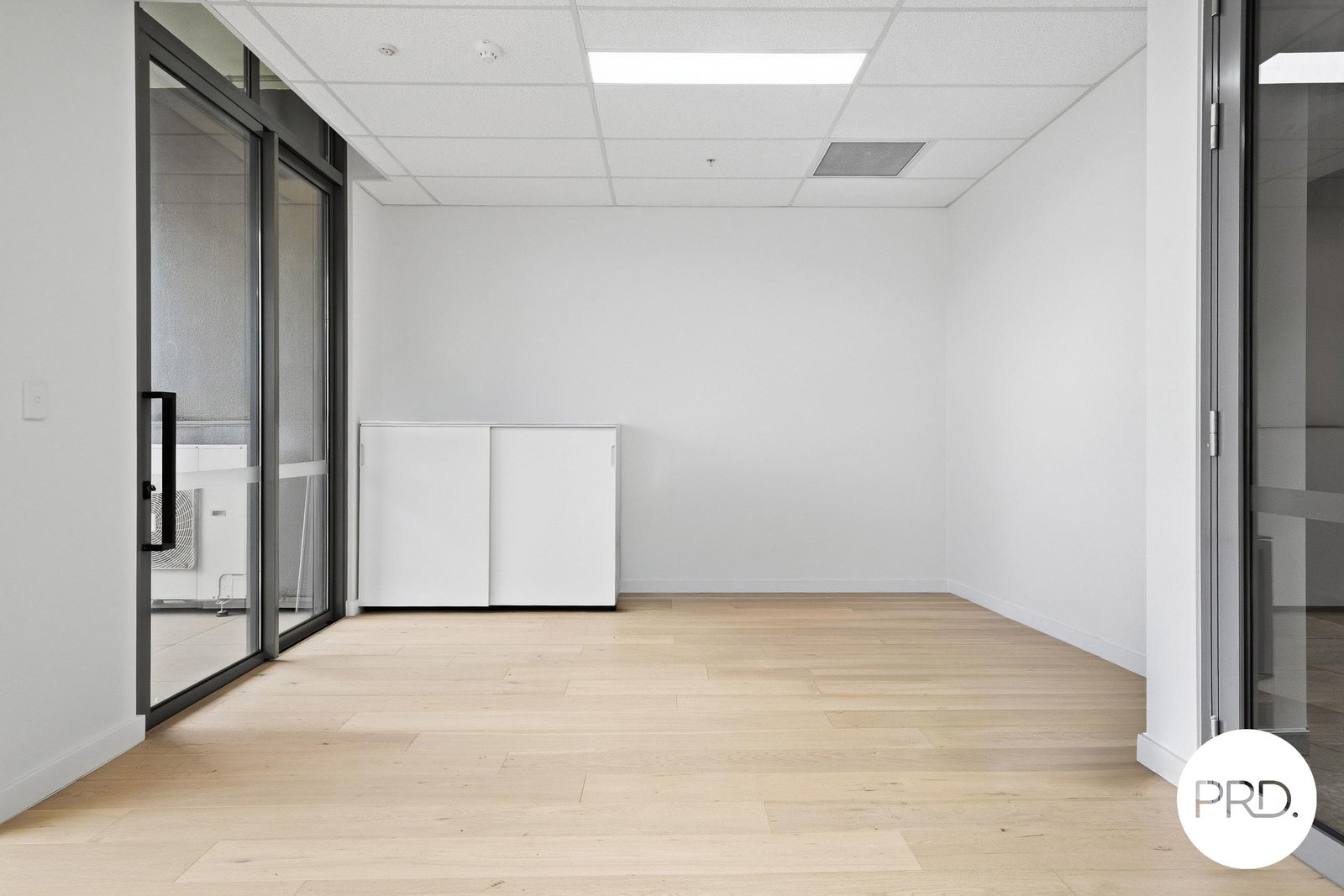 6.15/7 Maitland Place NORWEST 6