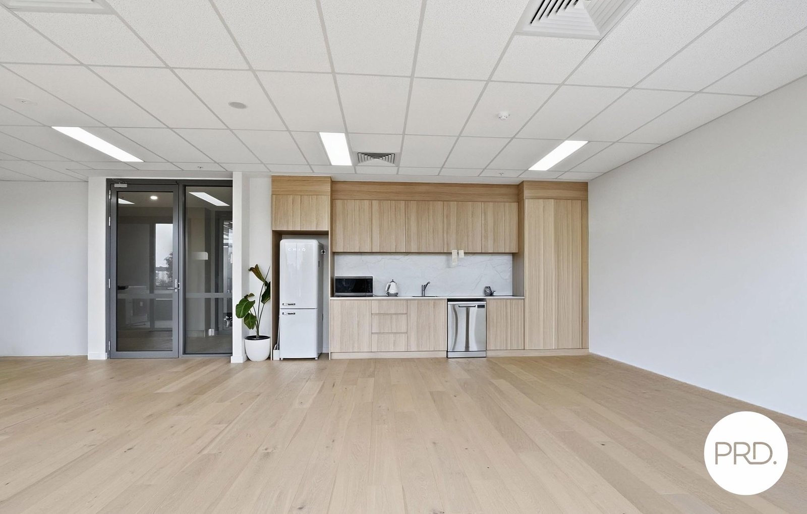 6.15/7 Maitland Place NORWEST 7