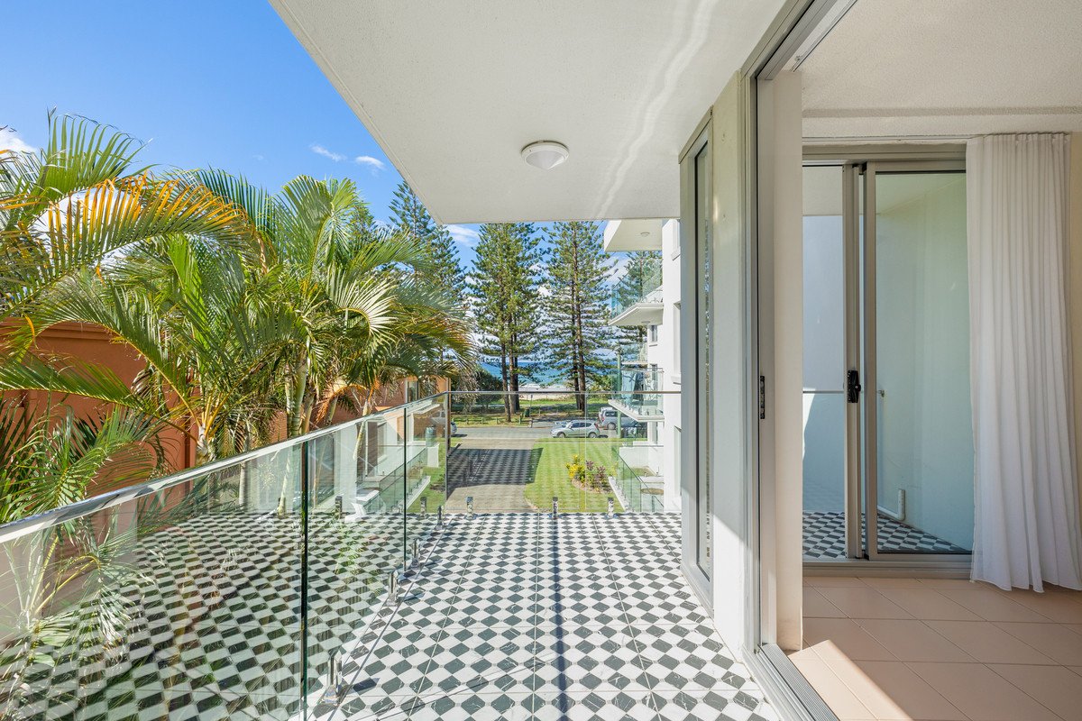 6/158 The Esplanade Burleigh Heads 6