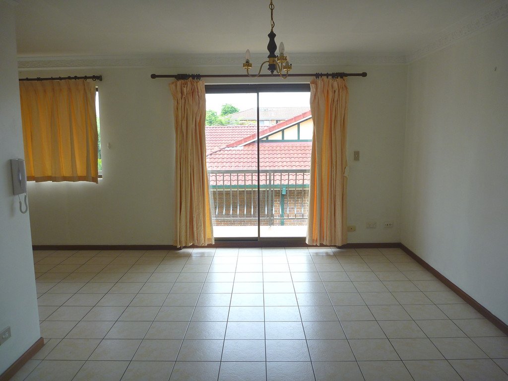 6/16 Elliott Street CLAYFIELD 2