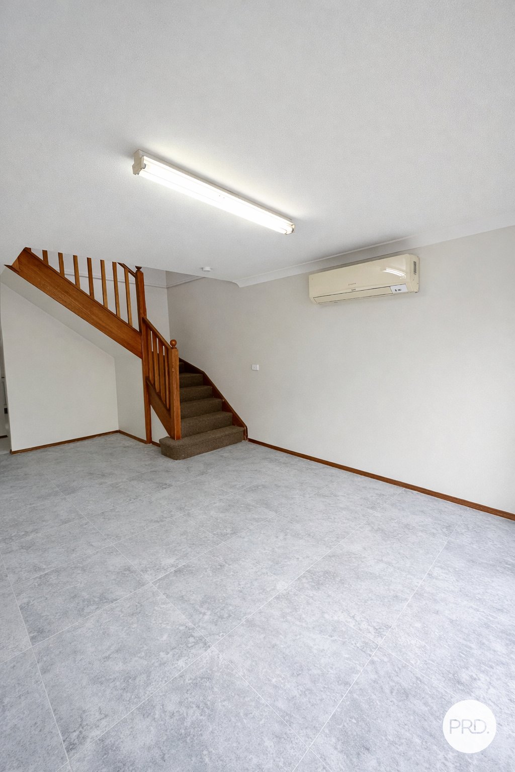 6/16 Thelma Street LURNEA 2