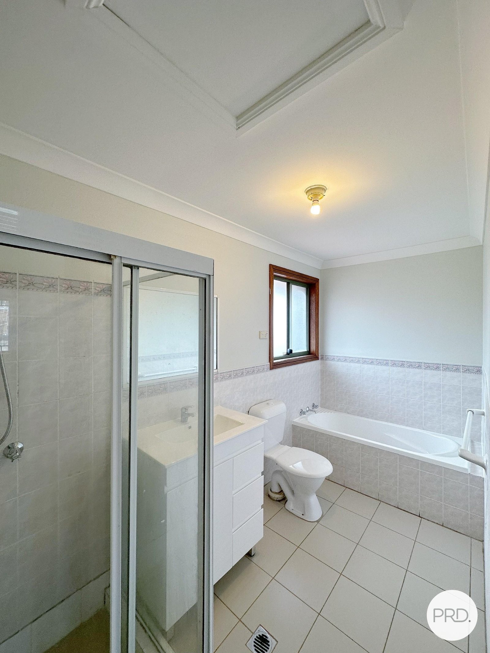 6/16 Thelma Street LURNEA 8