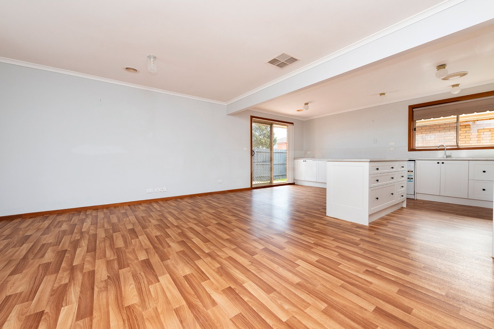 Gallery: 6/16 Wiltshire Street