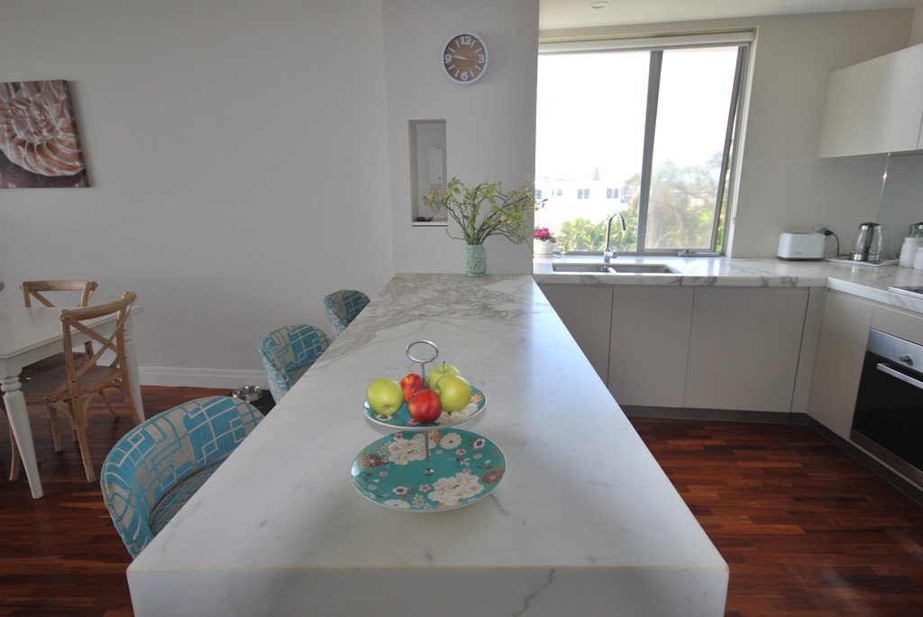 6/160 Jefferson Lane PALM BEACH 4