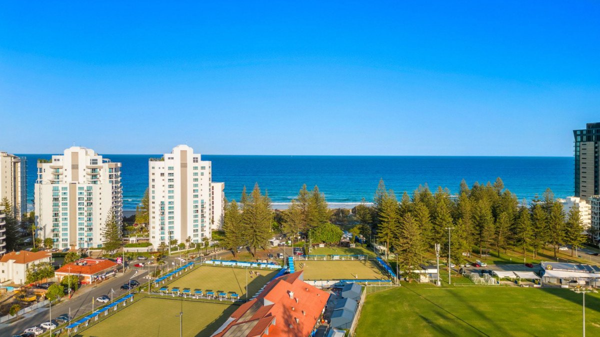 6/160 Surf Parade Broadbeach 24