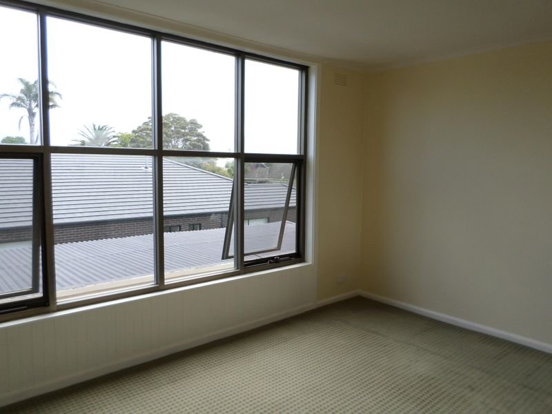 Gallery: 6/164 Warrigal Road