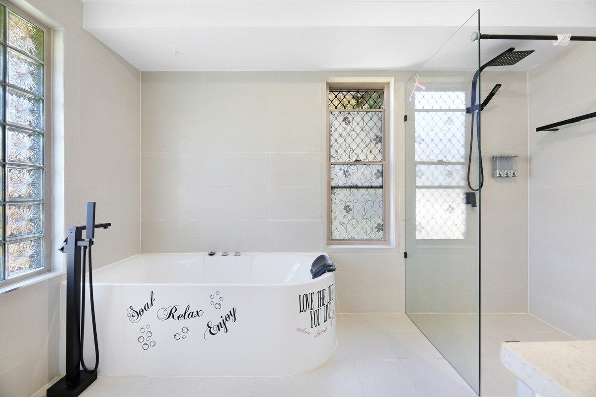 617 Bonogin Road Bonogin 17