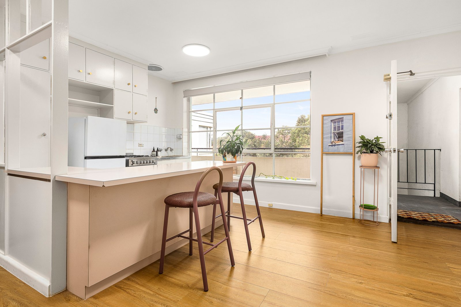 Gallery: 6/17 Cowderoy Street