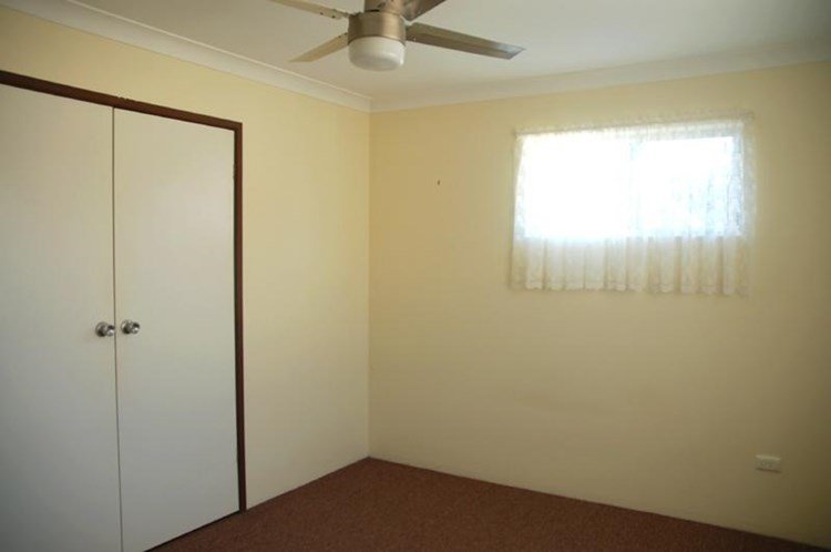 6/17 honeysuckle  TWEED HEADS WEST 3