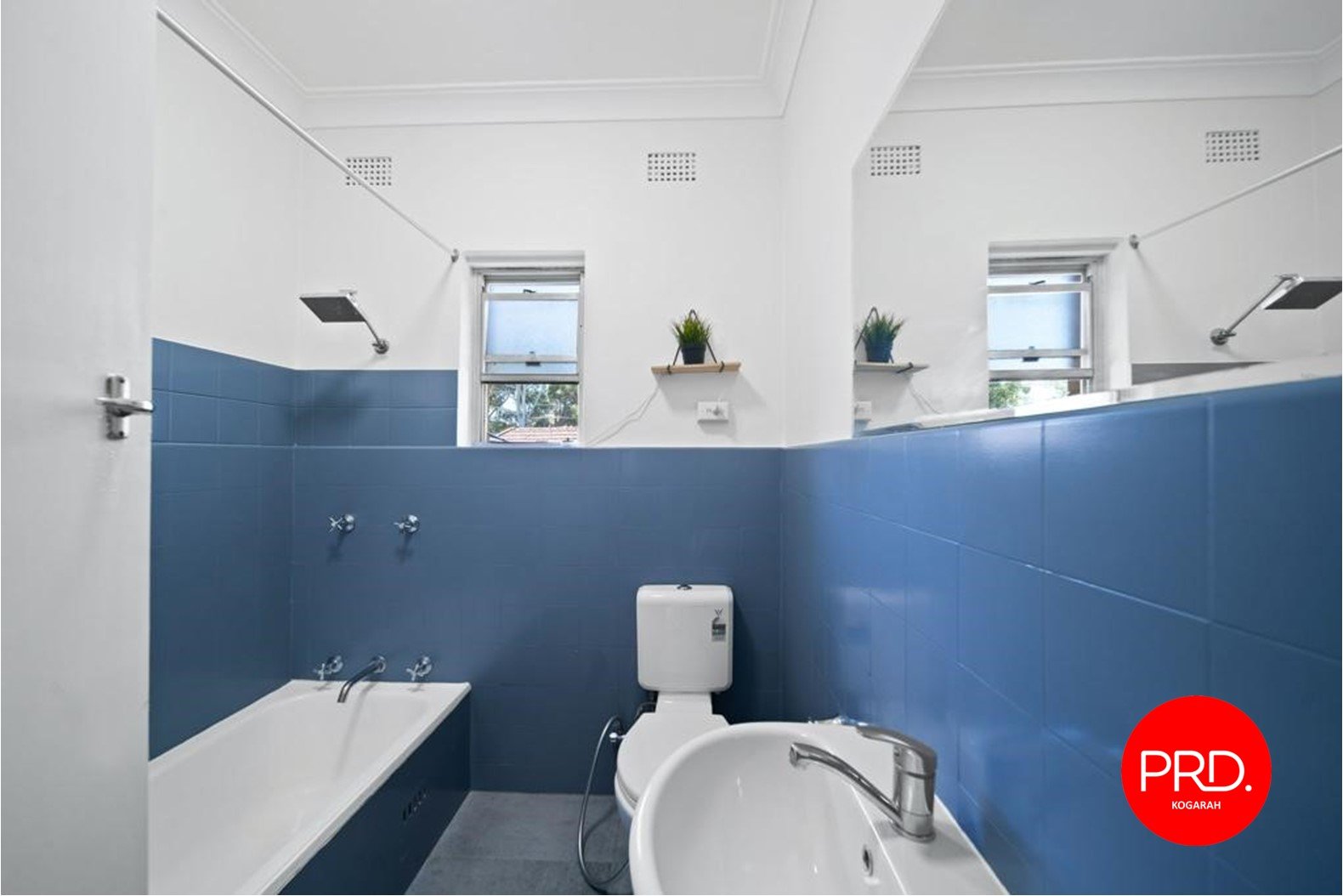 6/17 Warialda Street KOGARAH 4