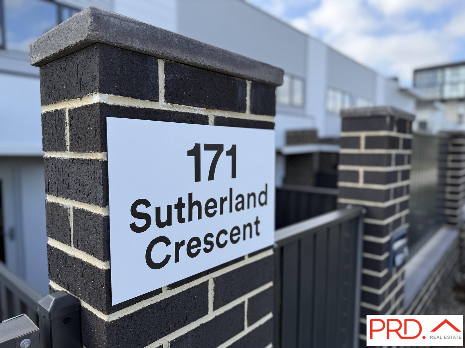 6/171 Sutherland Crescent TAYLOR 3