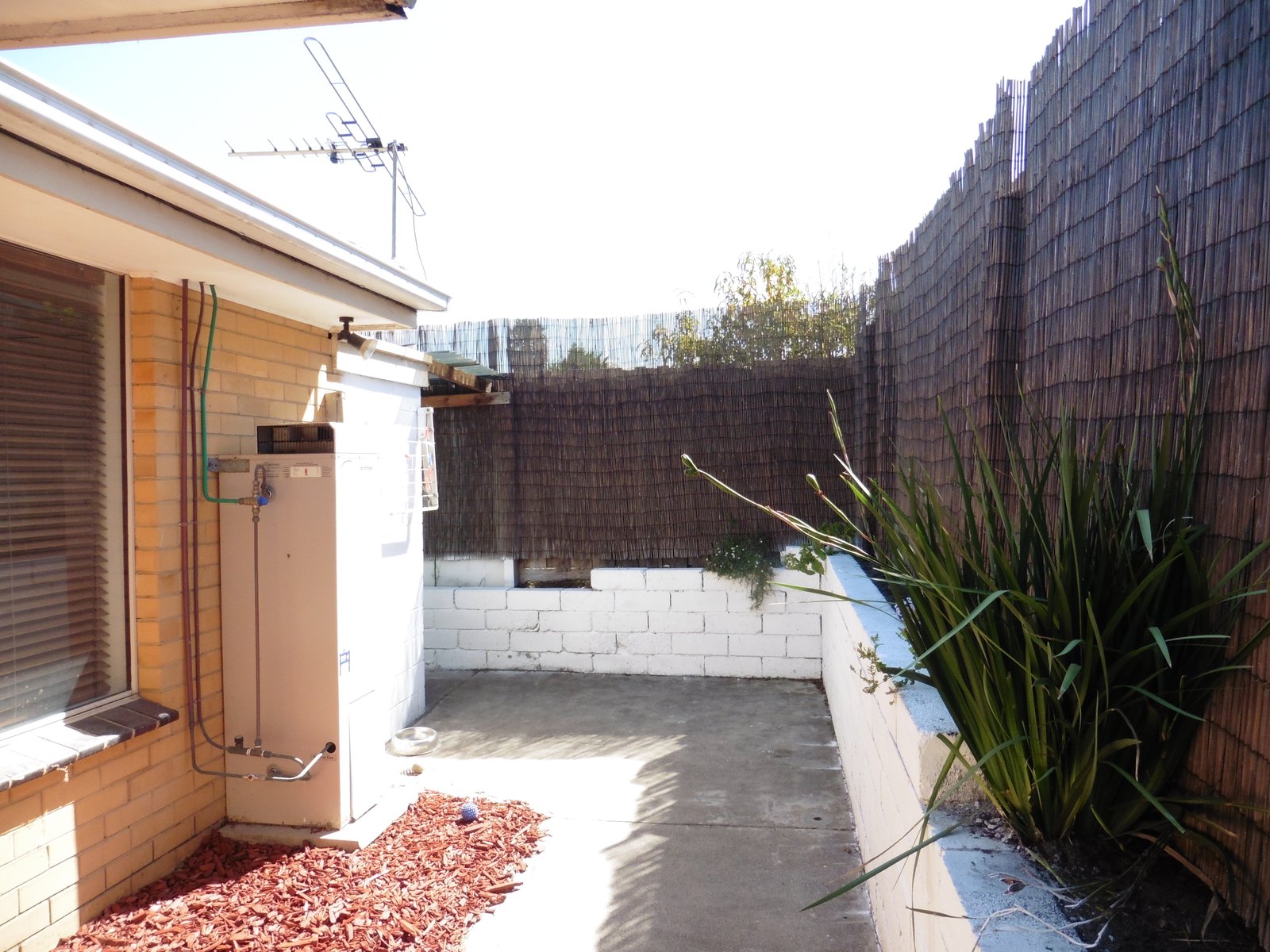Gallery: 6/174 Beach Road