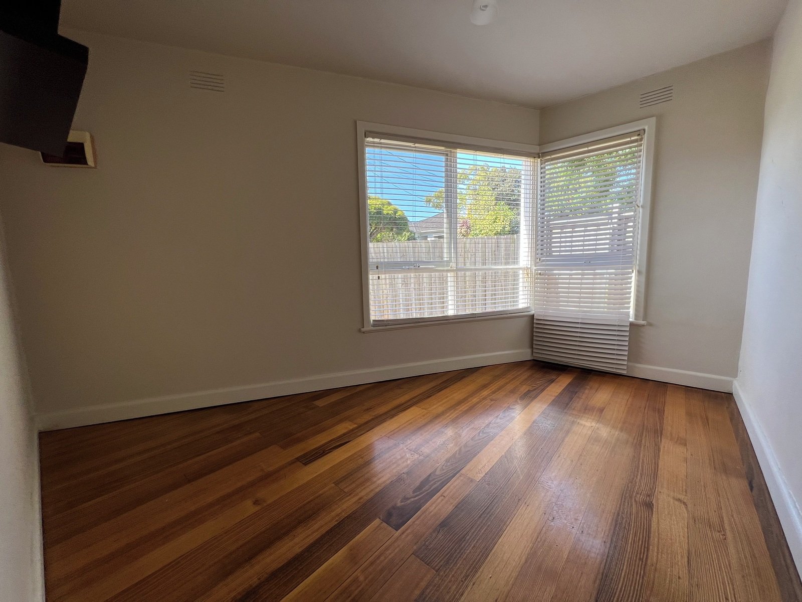 Gallery: 6/1761 Dandenong Road