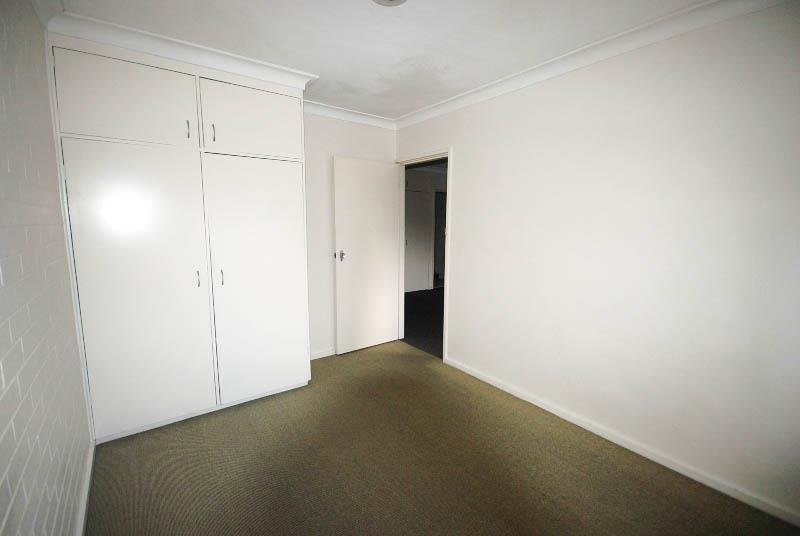 6/179 Lake Albert Road KOORINGAL 6