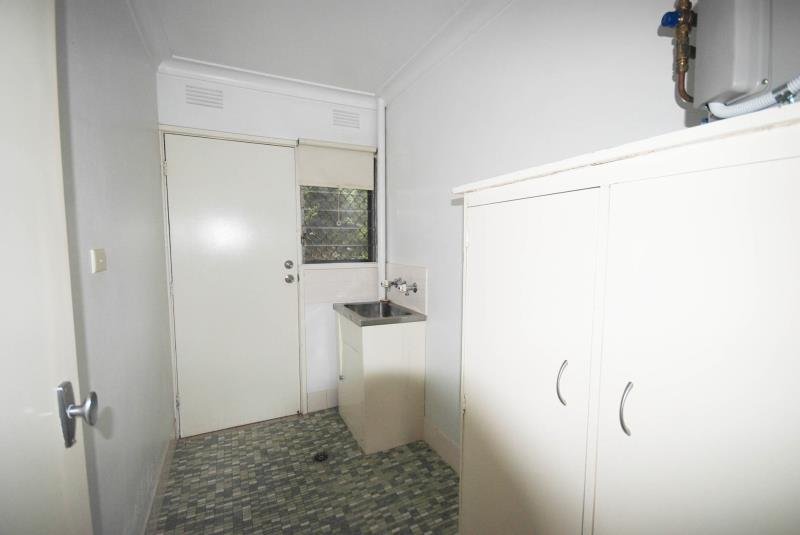 6/179 Lake Albert Road KOORINGAL 7