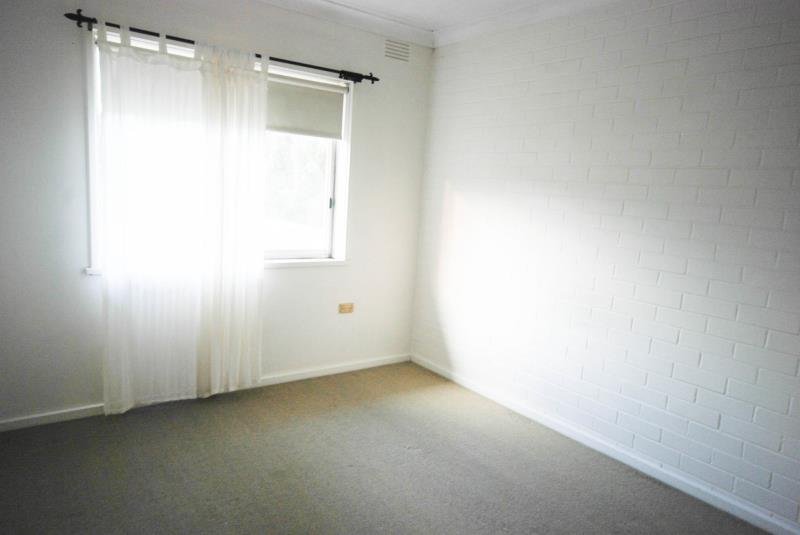 6/179 Lake Albert Road KOORINGAL 6