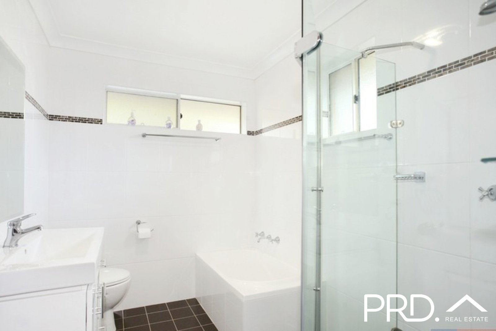 617A Henry Lawson Drive EAST HILLS 7