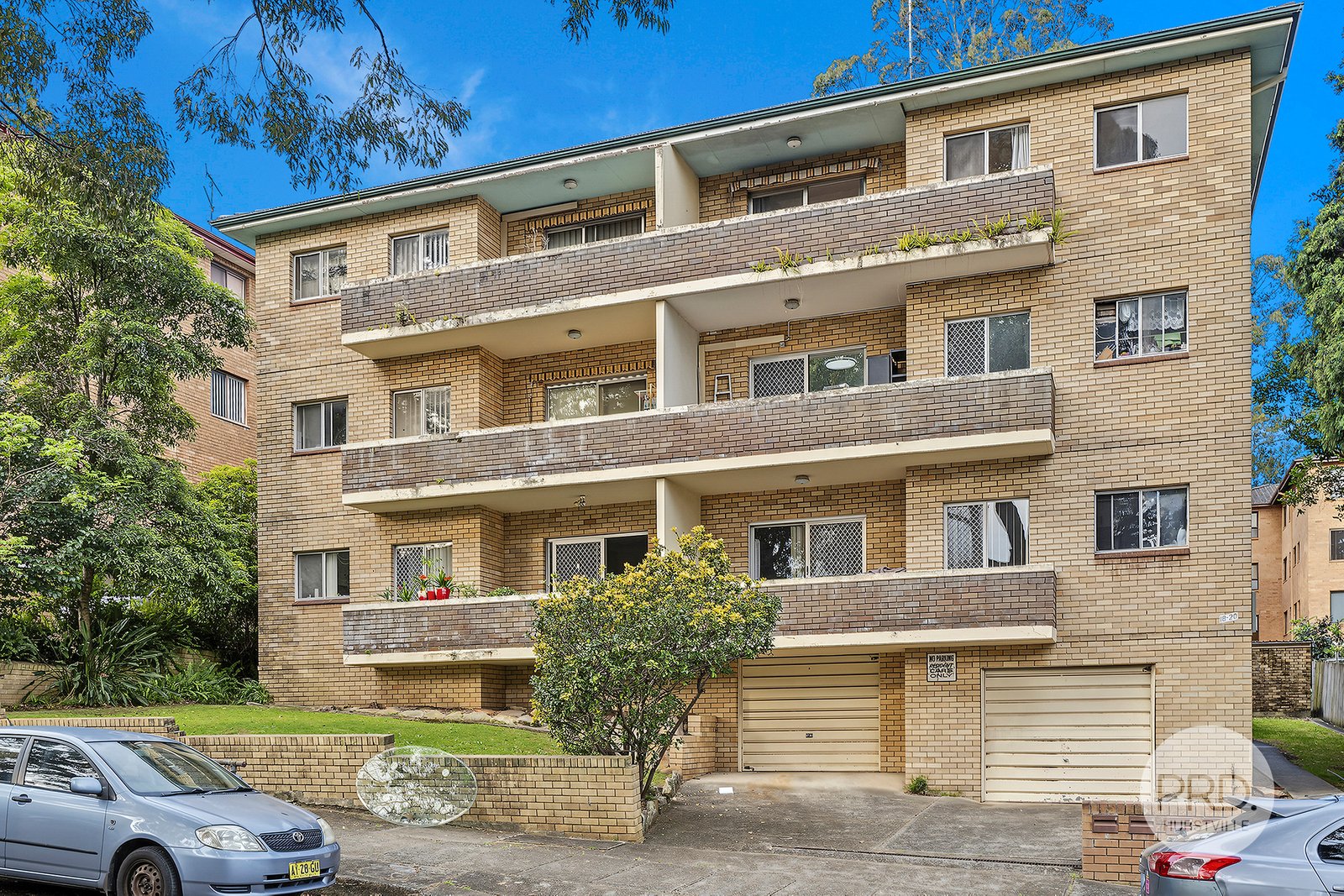 6/18-20 Bellevue Parade HURSTVILLE 8