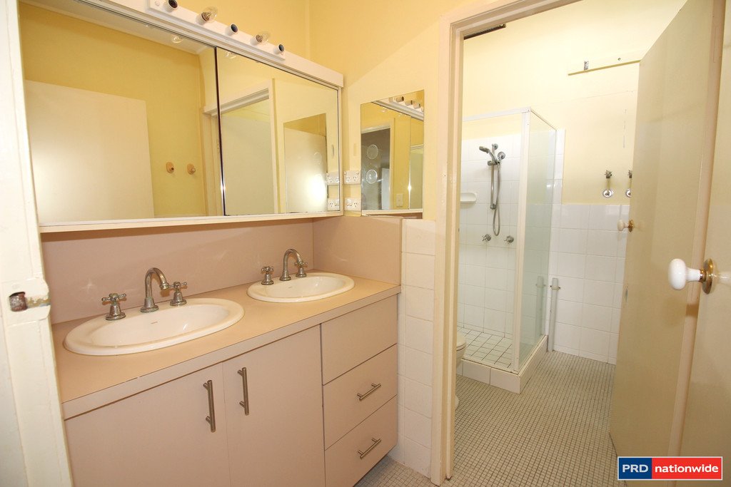 6/18 Kidston Street ASCOT 7