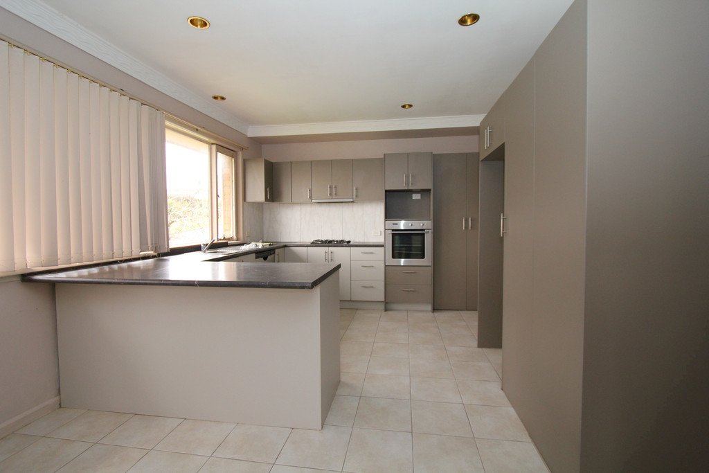 618 Neill Street SOLDIERS HILL 2