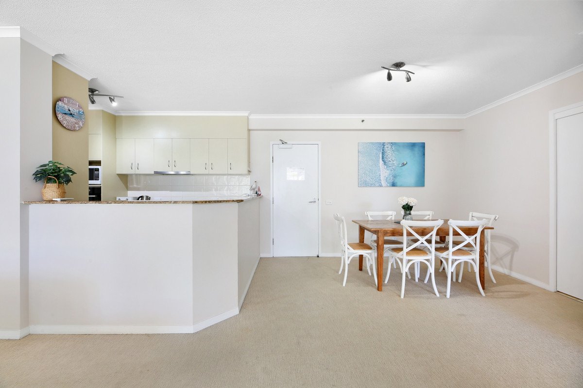 6/186 The Esplanade Burleigh Heads 5