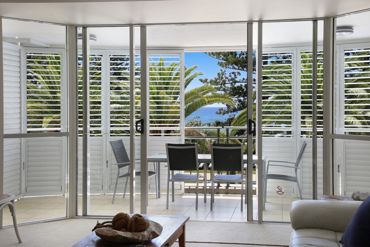 6/186 The Esplanade Burleigh Heads 8