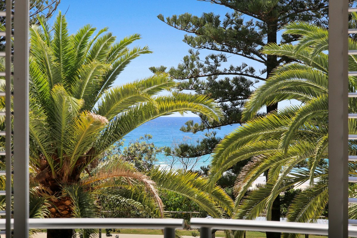 6/186 The Esplanade Burleigh Heads 10