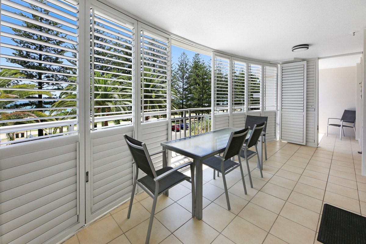6/186 The Esplanade Burleigh Heads 18