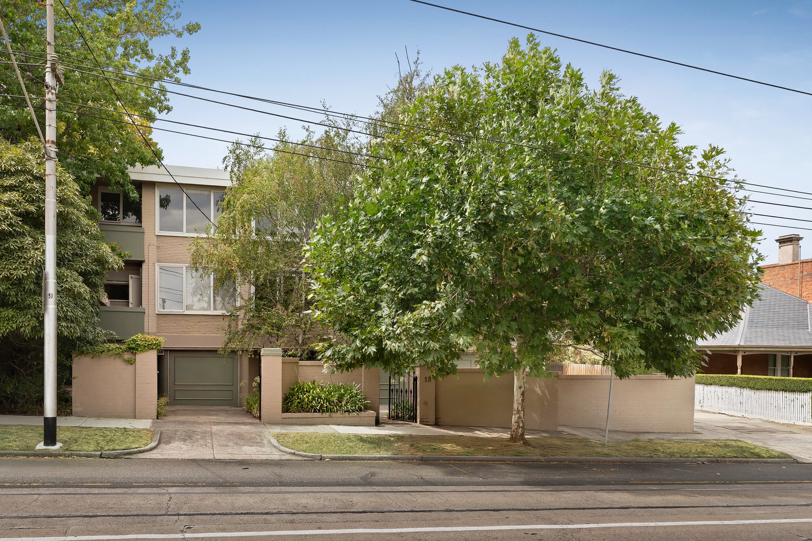 Real Estate and Property in 6/19 Hawthorn Road, Caulfield North, VIC