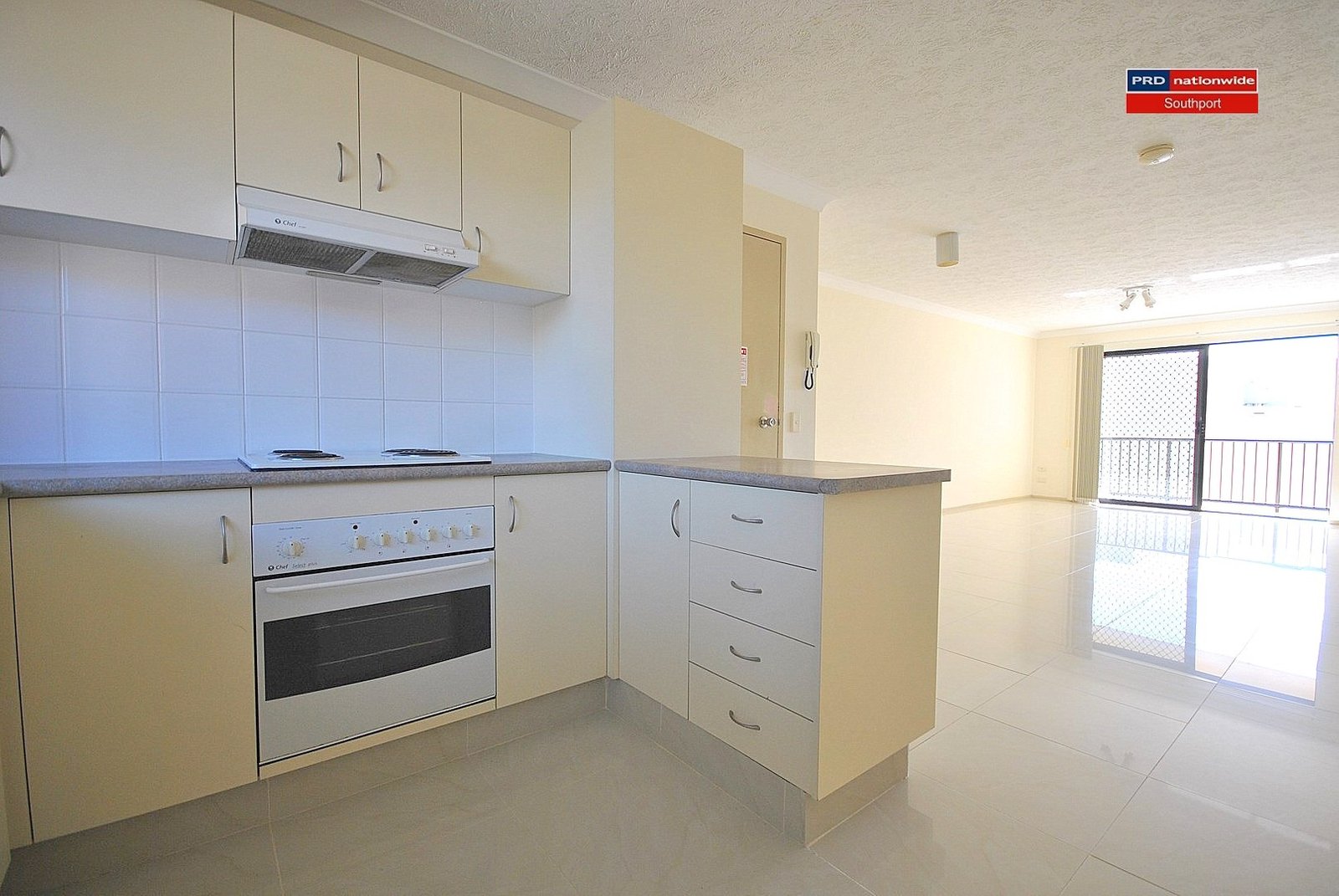 6/19 Lloyd Street SOUTHPORT 4
