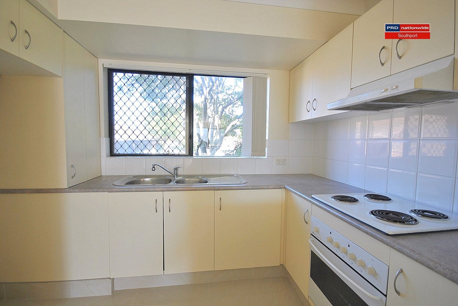 6/19 Lloyd Street SOUTHPORT 8