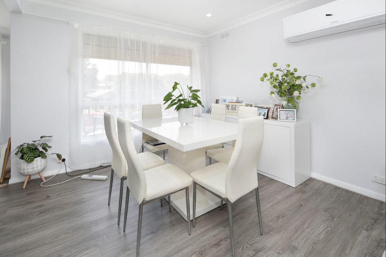 619 Sherrard Street BLACK HILL 3