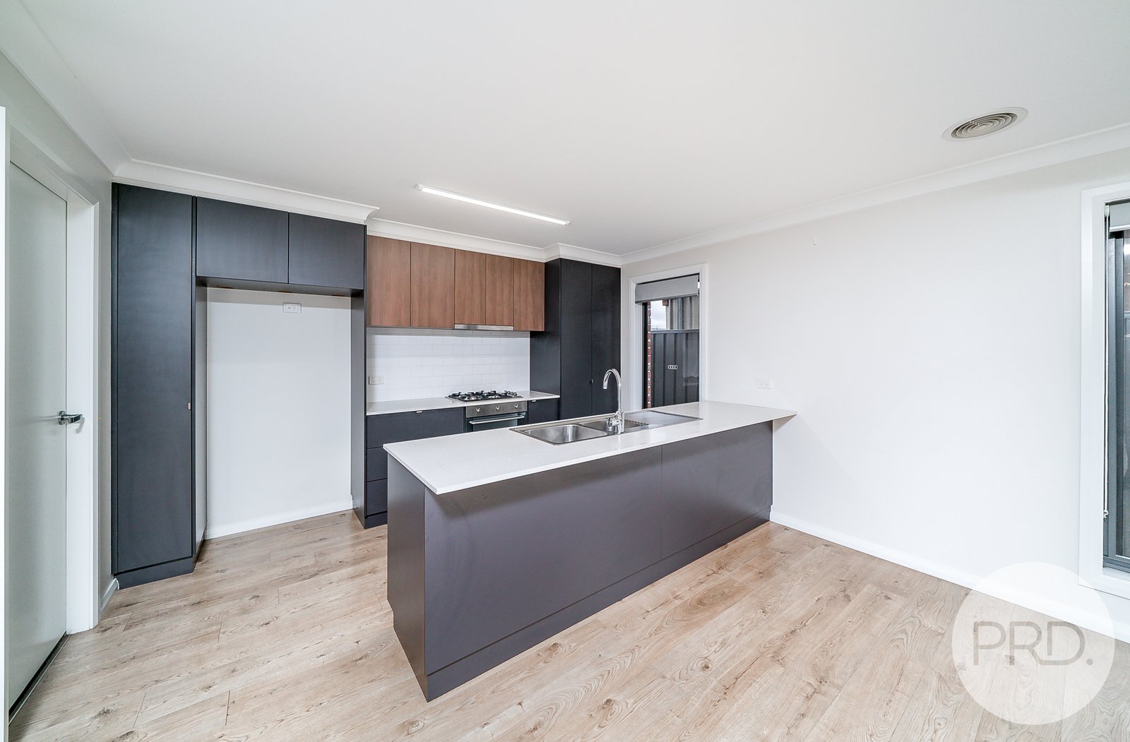 6/190 Kincaid Street WAGGA WAGGA 4