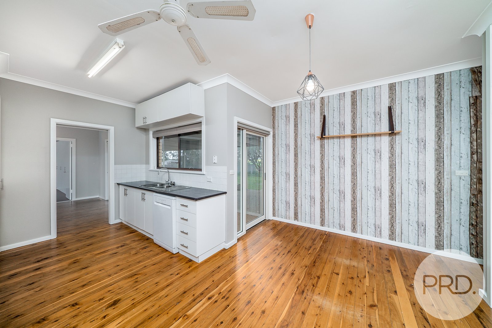 6192 The Rock-Collingullie Road COLLINGULLIE 3