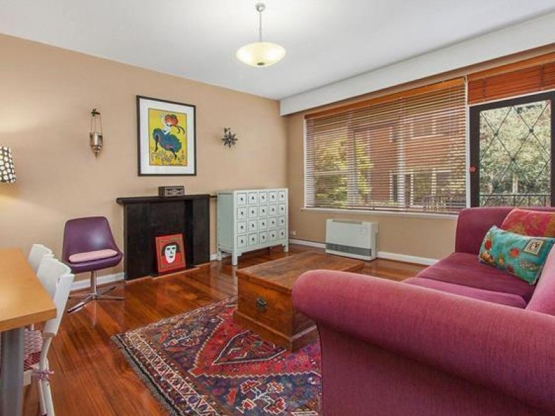 Gallery: 6/199 Brighton Road