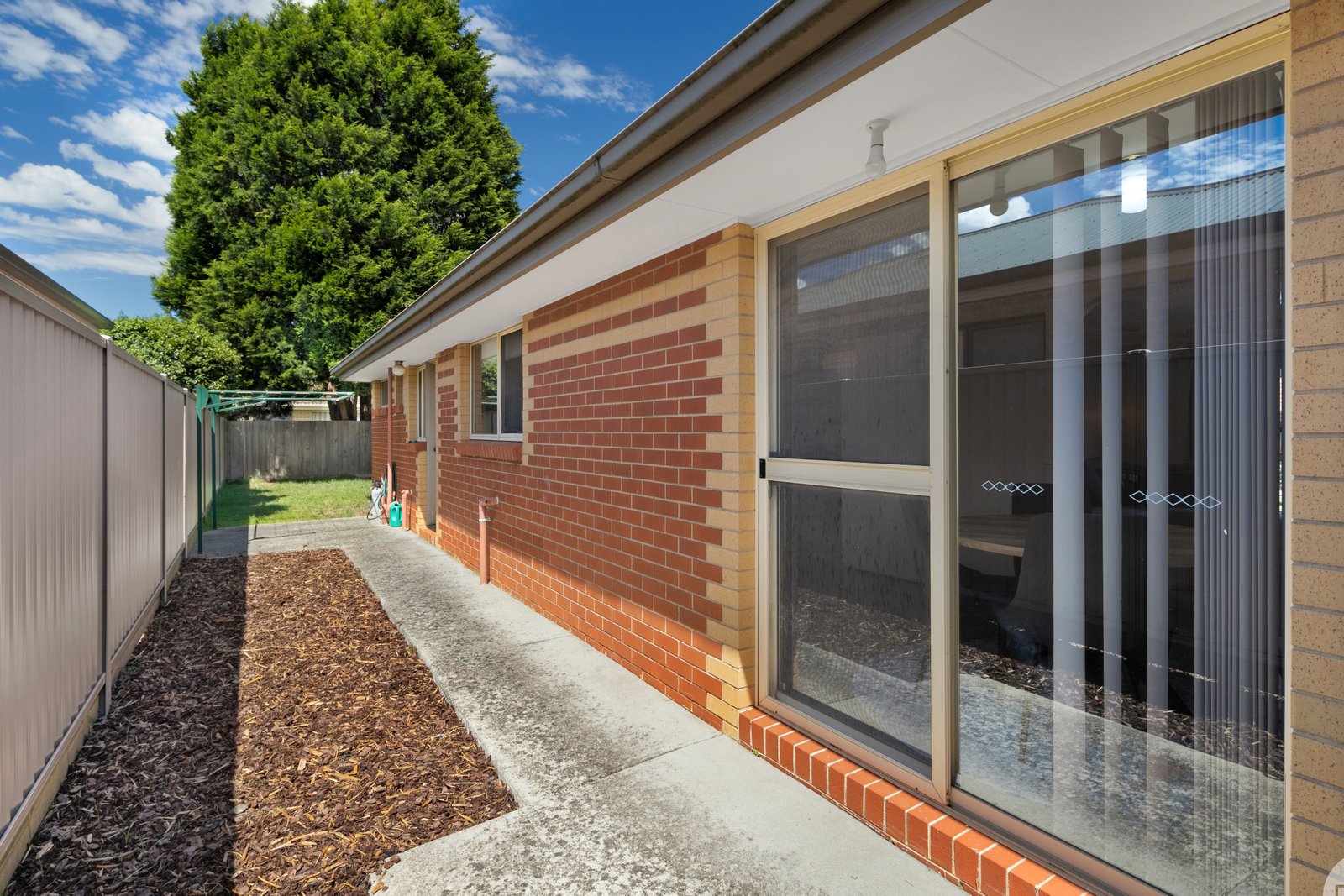 6/199 Yarrowee Street SEBASTOPOL 10